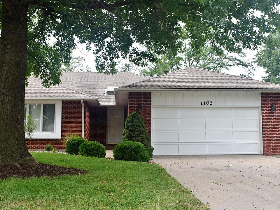 1st image of 1102 Doral Dr