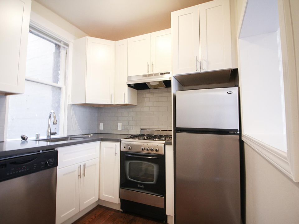 1st image of 720 Jones St #37