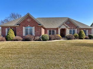 980 Prairie View Ct, Washington, MO 63090