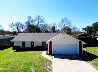 16301 Waycross Dr, Biloxi, MS 39532