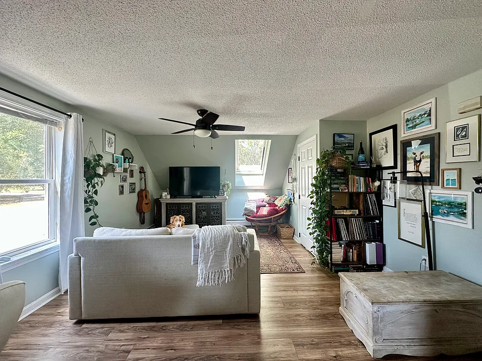 6 Cornerbrook Cir #2A
