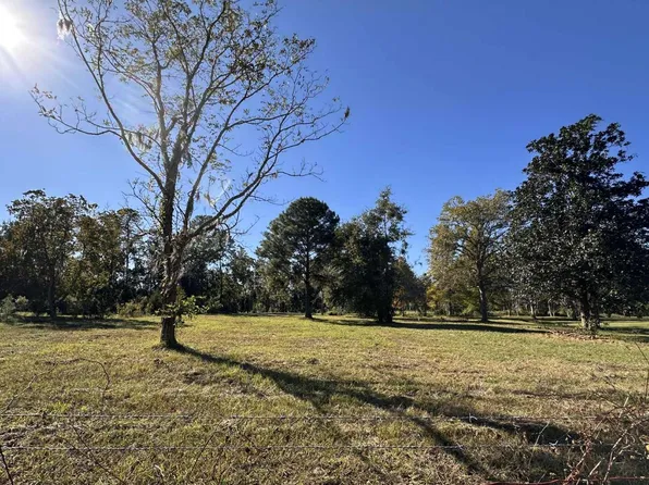 NW Honeysuckle Way, Lake City, FL 32055