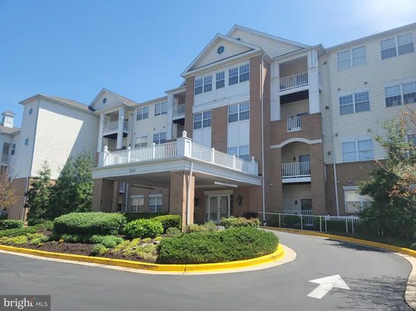 2607 Chapel Lake Dr APT 204, Gambrills, MD 21054
