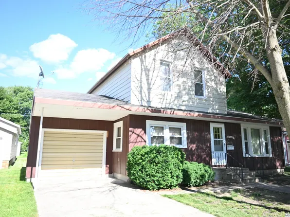 311 4th Ave SE, Belmond, IA 50421