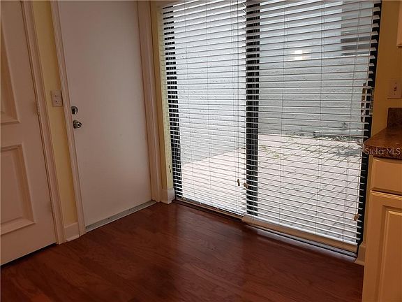 4th image of 1570 N Carolwood Blvd