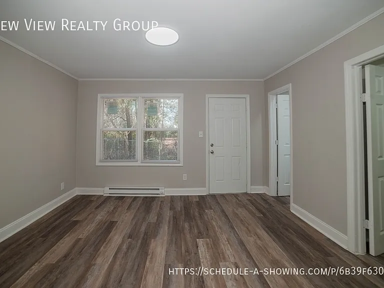 5115 Higgins St — Photo 13