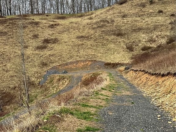 4th image of TBD Bear Wallow Road