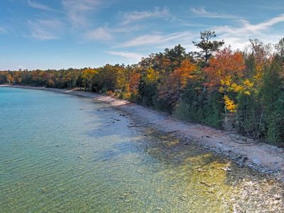 11886 E Kinnikinick Rd, Northport, MI, 49670