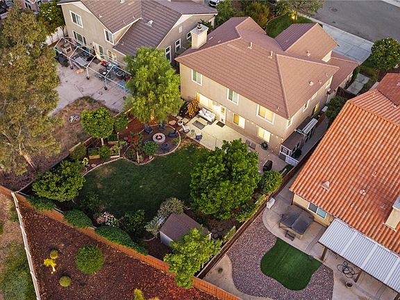 2nd image of 24914 Rainbarrel Rd