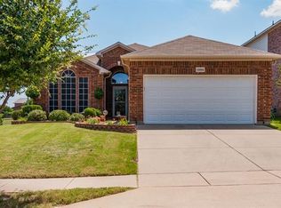 12852 Dorset Dr, Fort Worth, TX 76244