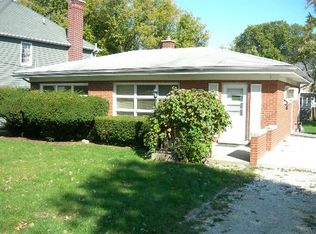 705 Prairie Ave, Glen Ellyn, IL 60137