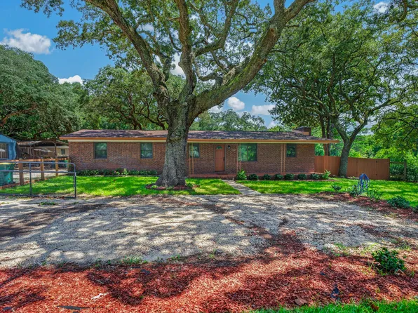 1437 Cat Mar Rd, Niceville, FL 32578