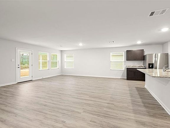 2nd image of 3232 Tide Wind Dr