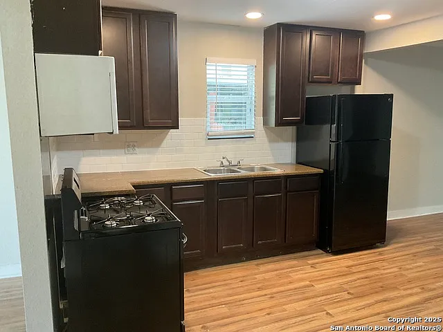 2703 Menchaca St #A — Photo 6