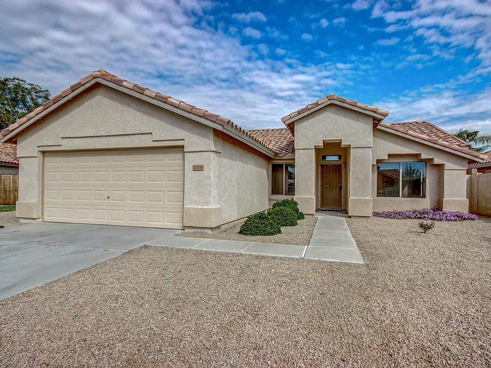 1st image of 10836 W Sands Dr