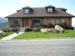 1642 E 2475 N, Layton, UT 84040