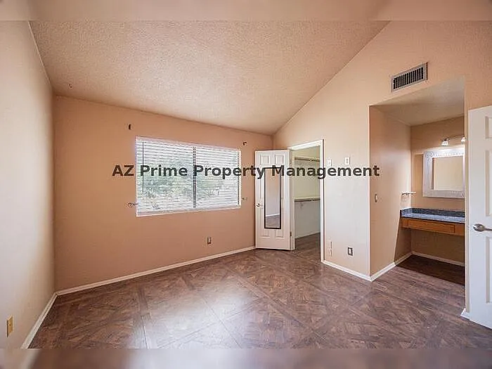1650 N Ventura Ln — Photo 19