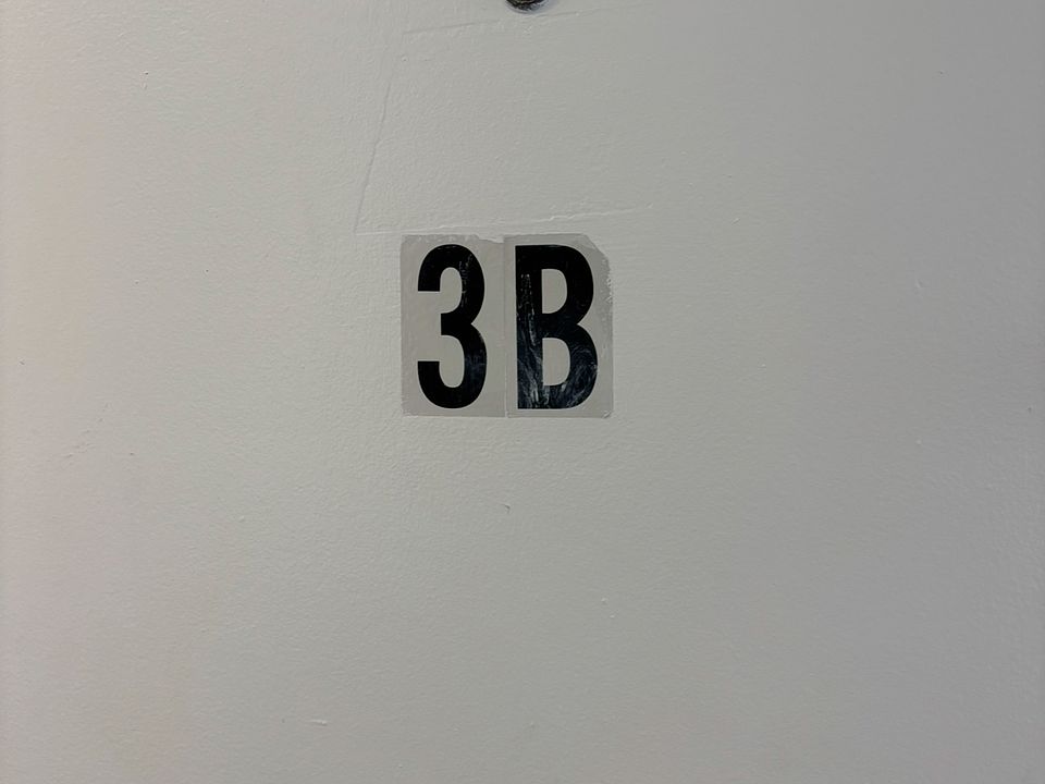THIRD FLOOR UNIT
