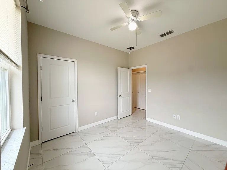 2 W Orange St #101 — Photo 23