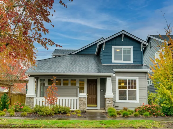 6121 NE Rosebay Dr, Hillsboro, OR 97124