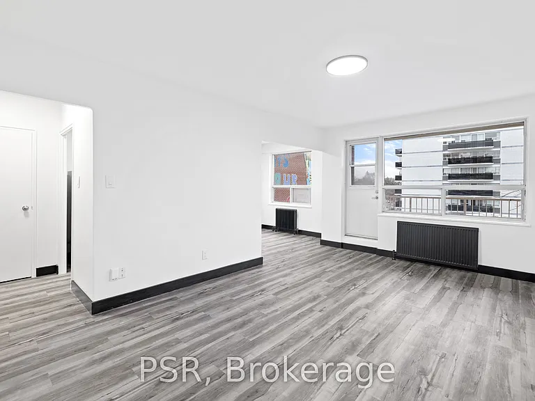600 Eglinton Ave W #209 — Photo 5