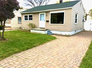 11319 Packard Ave, Warren, MI 48089