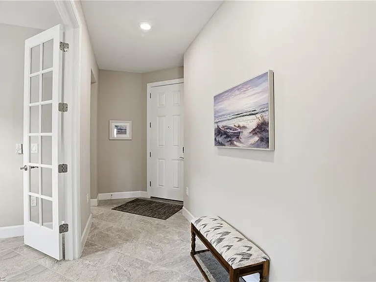 12361 Canal Grande Dr — Photo 24