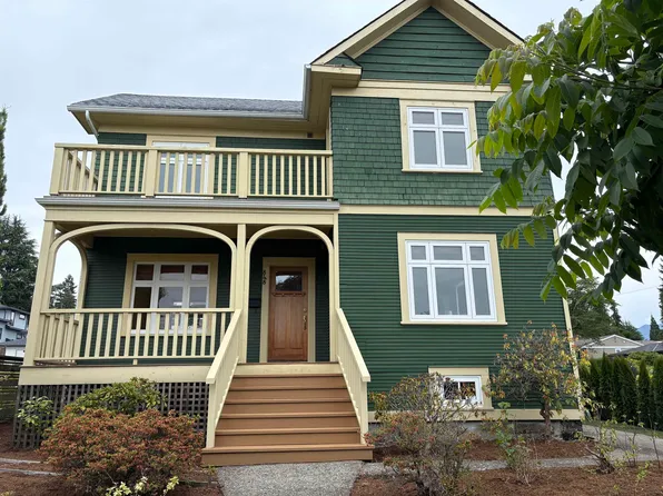 848 E 6th St, North Vancouver, BC V7L 1R7