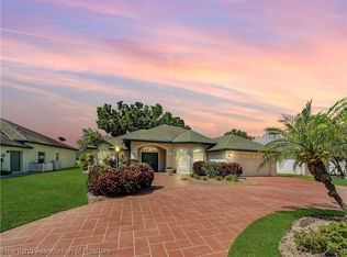 5008 Strafford Oaks Dr, Sebring, FL 33875