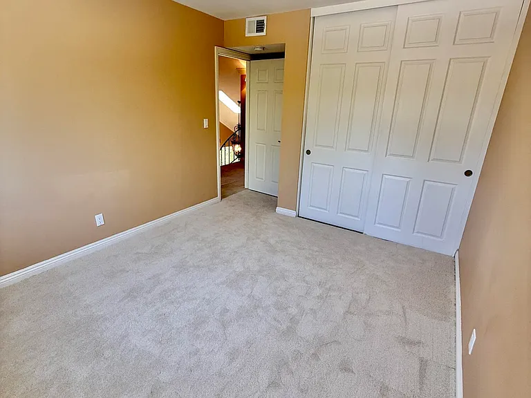 28955 Marlies St — Photo 22
