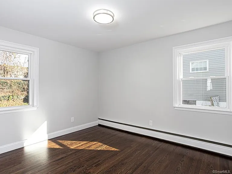 78 Rena Pl — Photo 14