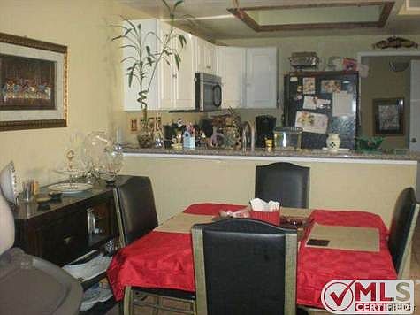 3rd image of 10943 Laurel Canyon Blvd #42