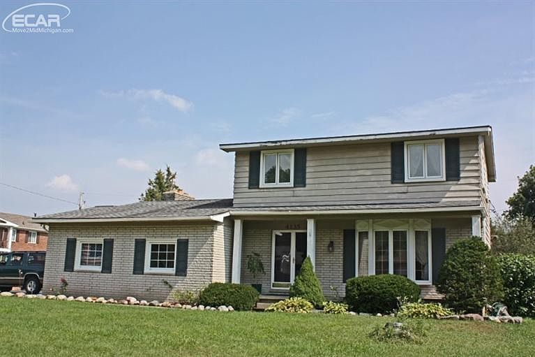 1st image of 4135 Whispering Oak Dr