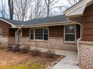 840 Rocky Ridge Ct, Stone Mountain, GA 30087