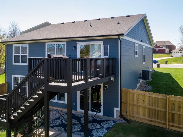 7989 Pikewood Field Way, Louisville, KY 40219