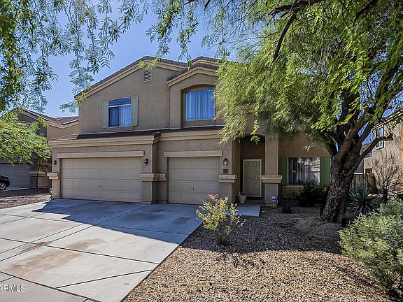 3rd image of 2209 W Cameron Blvd