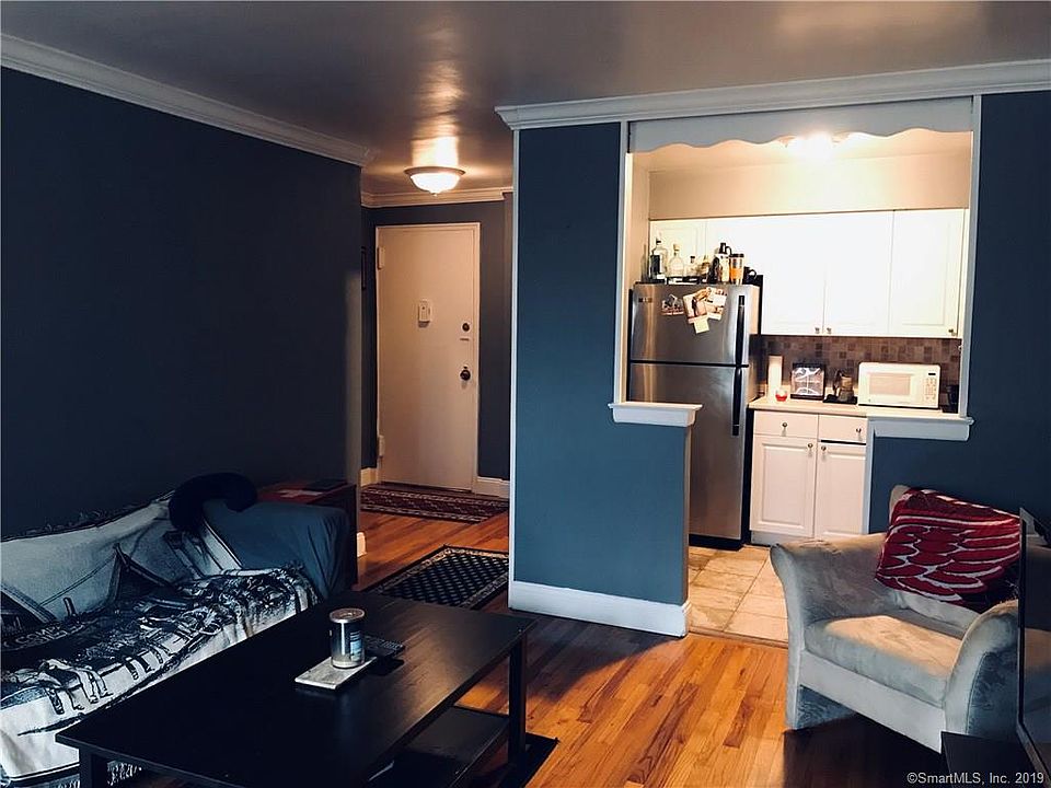 1st image of 125 Prospect St APT 4B