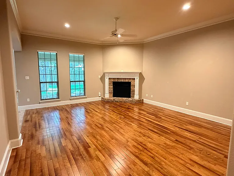 5706 Andover Dr — Photo 6
