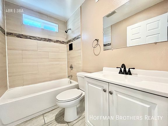 5th image of 1045 E 20th St #1045