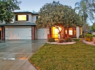 1202 E Richmond Ave, Fresno, CA