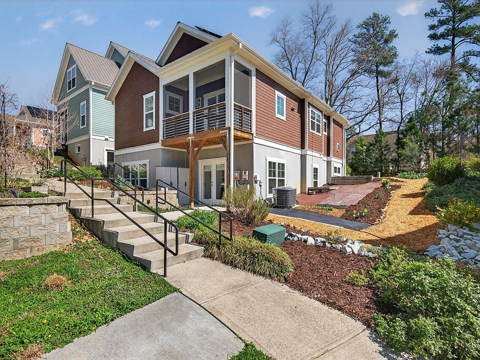 1st image of 105 Fiori Hill Dr N