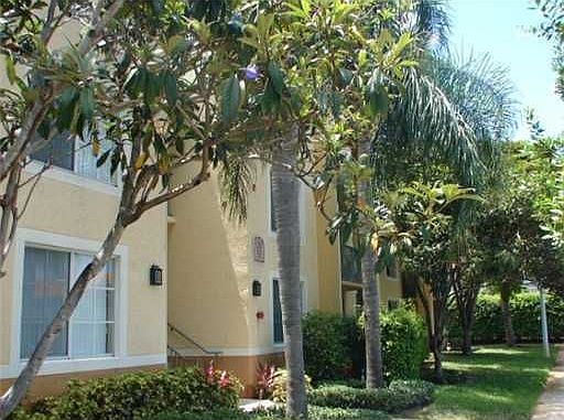 Home For Sale In Yacht Club