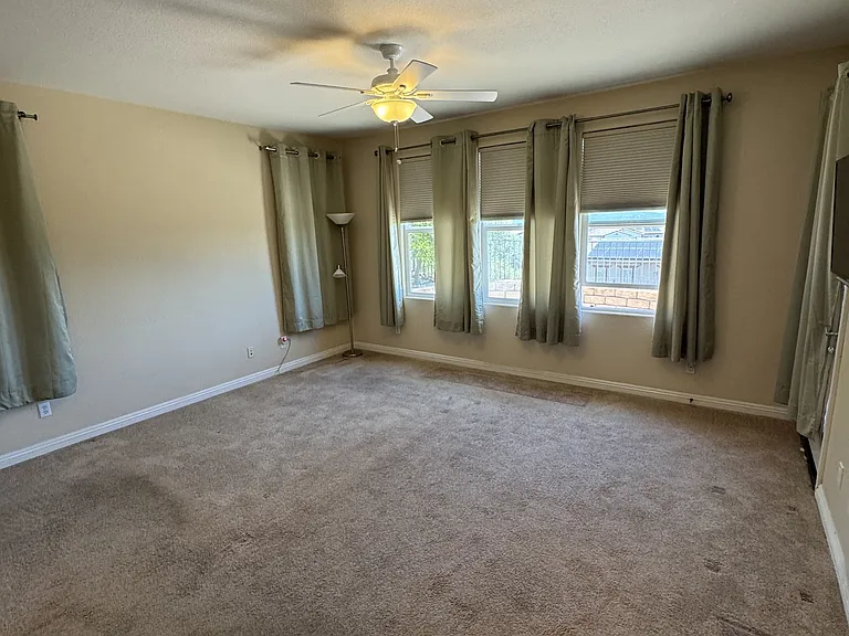 851 Antilla Way — Photo 12