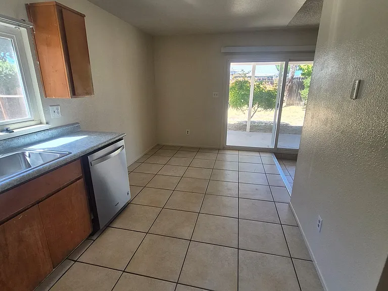 2505 Pescadero Pl — Photo 9
