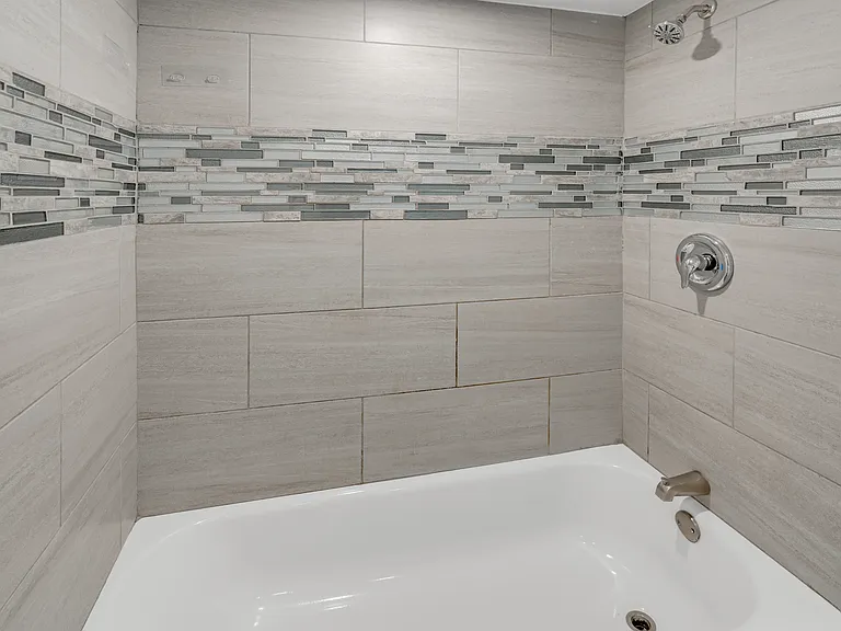Glenmore Place — Photo 6