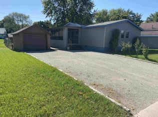 255 W Logan St, Markle, IN 46770