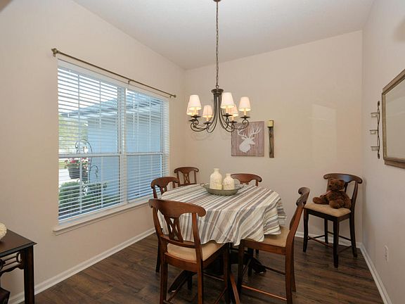 3rd image of 1570 Creek Point Blvd