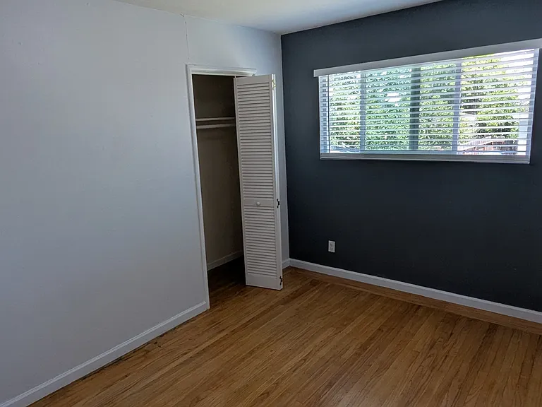 160 Linscheid Dr — Photo 6