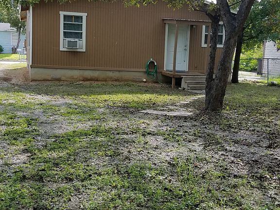 4th image of 1055 Kendalia Ave