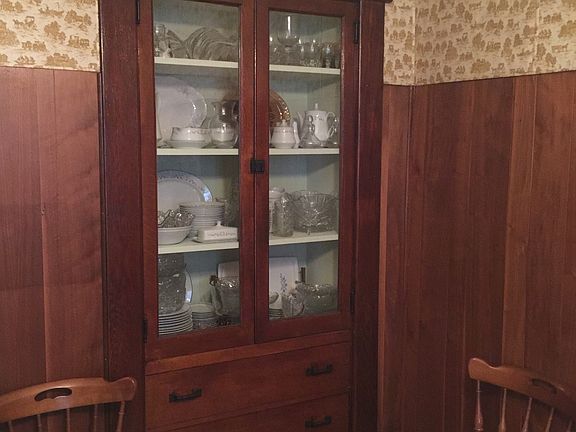 Built-in China Cabinet!
